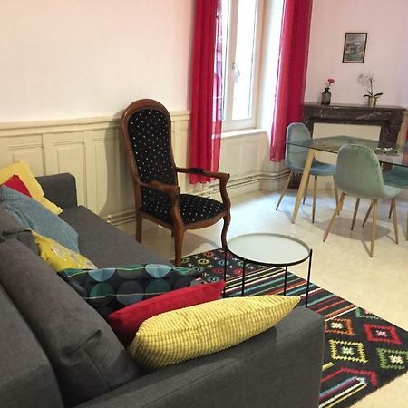 Apartament Cap Coutellerie - Sejours Pros Ou Familles En Hypercentre De Thiers Zewnętrze zdjęcie
