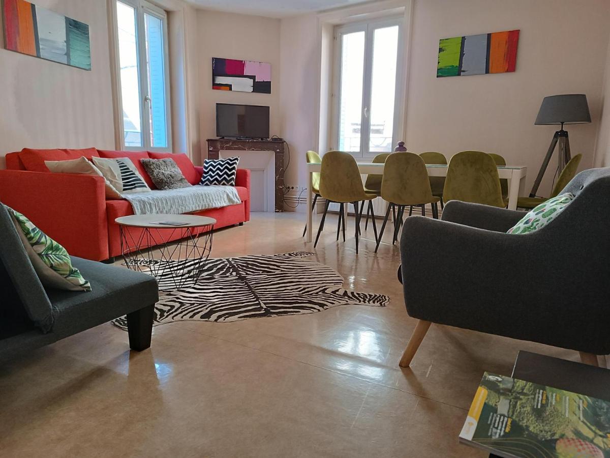 Apartament Cap Coutellerie - Sejours Pros Ou Familles En Hypercentre De Thiers Zewnętrze zdjęcie