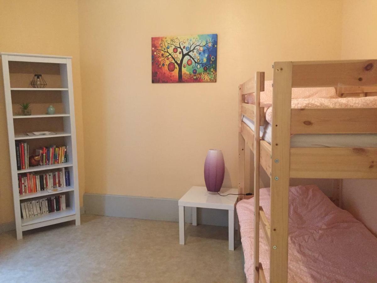 Apartament Cap Coutellerie - Sejours Pros Ou Familles En Hypercentre De Thiers Zewnętrze zdjęcie