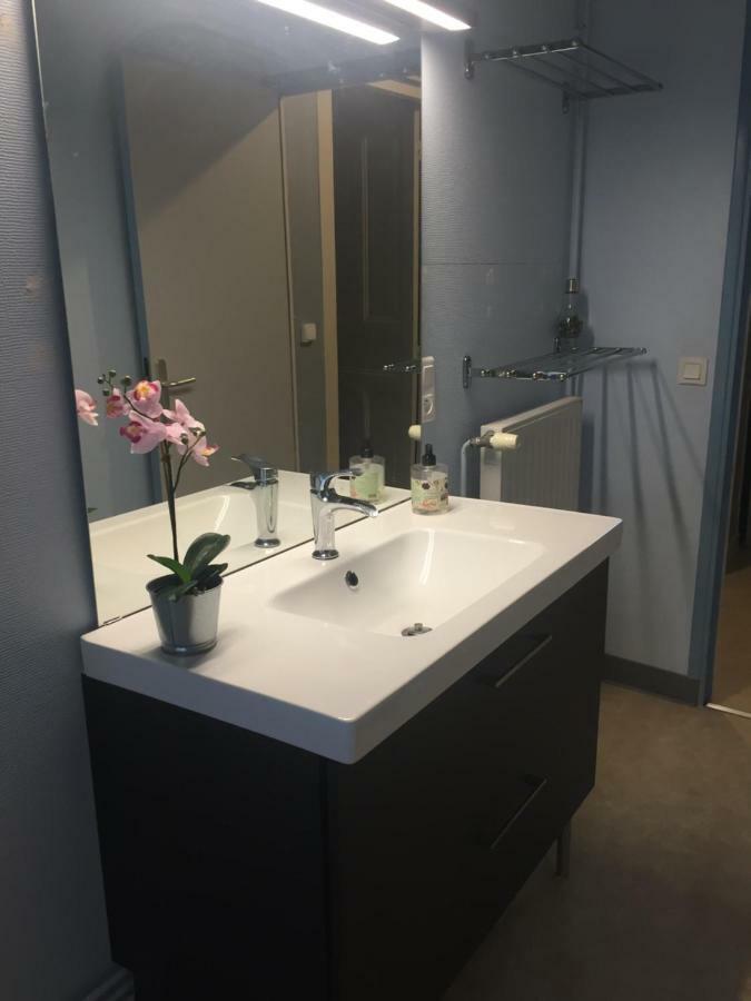 Apartament Cap Coutellerie - Sejours Pros Ou Familles En Hypercentre De Thiers Zewnętrze zdjęcie
